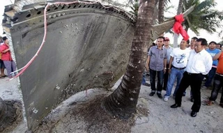 Mảnh vỡ bị nghi thuộc MH370 được tìm thấy tại Thái Lan mới đây (Ảnh: www.kualalumpurpost.net)