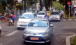 Ô tô vào trung tâm TPHCM sẽ phải trả phí