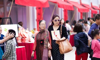 Thưởng thức hương vị Tết cổ truyền tại Chợ tết Ecopark