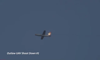 Vũ khí laser Mỹ bắn rơi 5 máy bay không người lái trong thử nghiệm