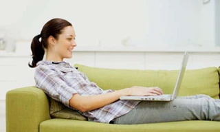 Ít vận động là thói quen dễ gây sỏi thận, sỏi mật. 