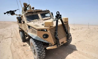 Khám phá 'quái thú' Foxhound của quân đội Anh