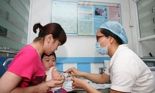 Tiêm văcxin là biện pháp quan trọng nhất để phòng ngừa bệnh sởi cho trẻ. Ảnh: Sức khỏe Đời sống