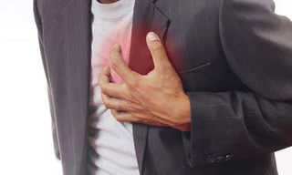 Bệnh tim mạch thường đi kèm các biến chứng khó lường - Ảnh: Shutterstock