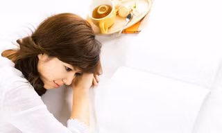 Thậm chí, đã lúc chồng còn nói với tôi rằng: “Vì em mất trinh nên anh phải đi tìm gái trinh để thỏa mãn” (Ảnh minh họa).
