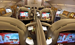 Khoang hạng nhất của Emirates Airlines.