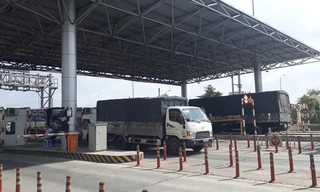 Trạm BOT Cần Thơ – Phụng Hiệp sẽ chính thức giảm giá vào 0 giờ tối nay (Ảnh: Kim Hà)