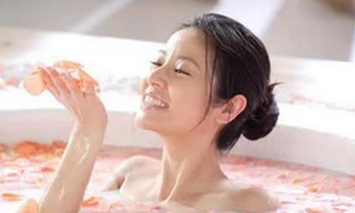 Tắm thuốc trị mẩn ngứa