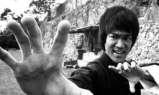 Tám sự ra đi gây sốc với công chúng