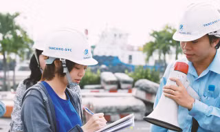 Cơ hội nghề nghiệp rộng mở với sinh viên ngành Logistics và quản lý chuỗi cung ứng