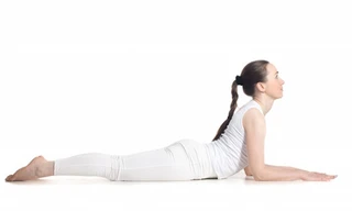 6 động tác yoga giúp làm tăng kích thước vòng một