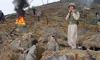 Một cảnh trong phim "Sống cùng lịch sử". Ảnh: Đoàn làm phim.