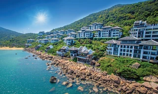 'Điểm danh' bộ sưu tập giải thưởng khủng của khu nghỉ dưỡng tại bán đảo Sơn Trà