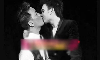 Bức ảnh ghép Đàm Vĩnh Hưng hôn môi Dương Triệu Vũ. Ảnh: Chụp màn hình