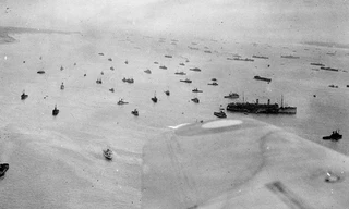 Ảnh hiếm: Chiến dịch đổ bộ khổng lồ Normandy nhìn từ trên không