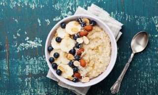 Các chuyên gia dinh dưỡng khuyên ăn gì trong thực đơn hàng ngày?