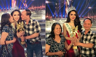 Hương Giang bên bố mẹ giây phút đăng quang. Ảnh: TL