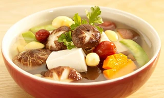 Nấm hương có tác dụng bổ tỳ, dưỡng huyết, trợ giúp tiêu hóa...