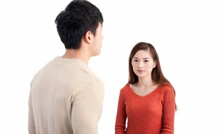 Vay tiền vợ để... đi bao gái