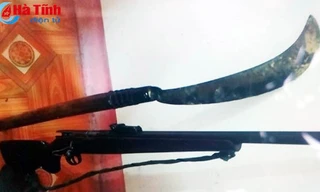 Tang vật anh Võ Hoàng dùng để "trả đũa" anh anh Phan Xuân Trí