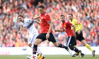 Matic (giữa) hòa nhập rất nhanh vào lối chơi của Man Utd. Ảnh: Reuters