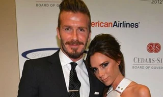 David Beckham cực kỳ “ga lăng” với bà xã