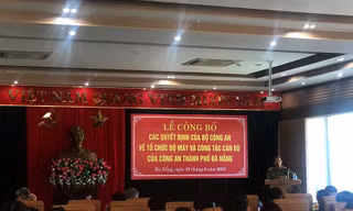 Giám đốc Công an TP Đà Nẵng, Đại tá Lê Văn Tam phát biểu về bộ máy của công an TP. Ảnh: LÊ PHI.