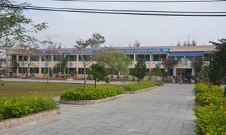 Trường Tiểu học số 1 Hồng Thủy, nơi xảy ra sự việc giáo viên tát học sinh lớp 1 chỉ vì làm nhầm đề kiểm tra.