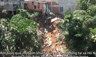 Hàng loạt căn nhà ở Đồng Nai bị sạt xuống thung lũng