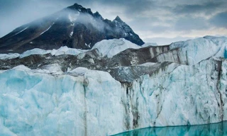 Đề xuất xây tường dưới biển chống tan băng: Kỳ quặc, điên rồ?