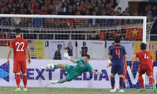 Báo Thái Lan cay đắng: Sút hỏng 11m, Theerathon là tội đồ