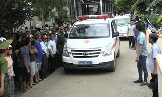 Thi thể nạn nhân vụ TNGT thảm khốc ở Quảng Nam được đưa về Quảng Trị trong tiếng khóc xé lòng của người thân.