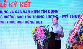 Ông Nguyễn Nhật - Thứ trưởng Bộ GTVT phát biểu tại Lễ ký kết