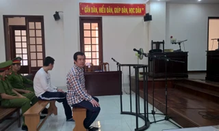 Nguyễn Văn Nghiêng tại tòa ngày 27/3. Ảnh: Tân Châu