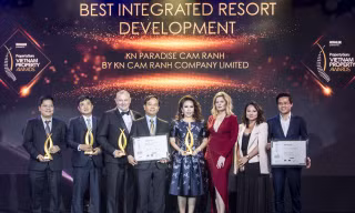 Chủ đầu tư KN Cam Ranh nhận giải Best Integrated Resort