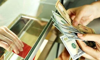 USD tự do rẻ hơn ngân hàng