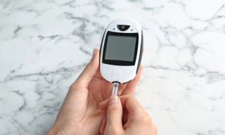 7 dấu hiệu nguy cơ ung thư nội mạc tử cung