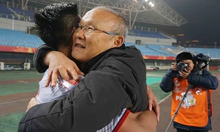 Hé lộ cảnh ăn mừng của U23 Việt Nam trong phòng thay đồ