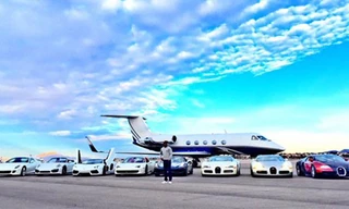 Ngôi sao quyền anh khoe bộ sưu tập siêu xe 6 triệu USD