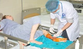 Chăm sóc bàn chân đối với bệnh nhân tiểu đường rất quan trọng. Ảnh: T.Q.