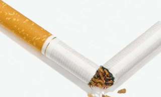 6 thực phẩm giúp loại bỏ chất độc từ thuốc lá