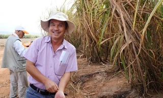 Nếu ông chủ Vingroup tạo cho mình một đẳng cấp riêng trong ngành bất động sản cao cấp thì bầu Đức lại có "thú vui" định giá trên thị trường. 