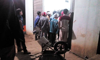 Đất đổ sập vùi chết người đàn ông dưới giếng sâu