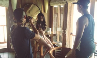 Ngọc Trinh thích chụp ảnh nude, bán nude để lưu giữ vẻ đẹp tuổi xuân.