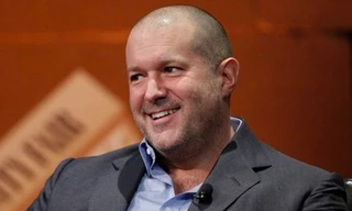 Người phụ trách thiết kế sản phẩm của Apple, Jonathan Ive.