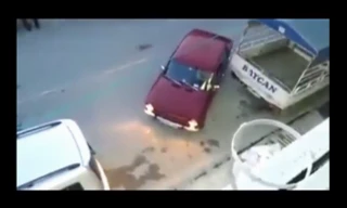 Bất ngờ với tính năng hỗ trợ đỗ xe 'có một không hai'