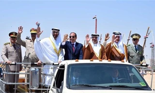 Tổng thống Ai Cập thị sát căn cứ quân sự giữa tin đồn can thiệp vào Lybia