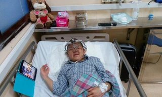 Bé Bôm sau cuộc đại phẫu. Ảnh: NVCC 