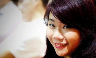 Cô giáo, ThS. Nguyệt Ca đã có hơn 10 năm giảng dạy Tiếng Anh cho nhiều lứa tuổi, quốc tịch và đang là một giáo viên giảng dạy Tiếng Anh online được hàng triệu học sinh yêu mến. 