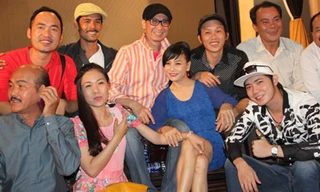 Một số thành viên trong Câu lạc bộ Nghệ sĩ hài của Hoài Linh và đồng nghiệp. Câu lạc bộ hy vọng trong tương lai có đất diễn hàng đêm để phục vụ khán giả. Ảnh: Thoại Hà.